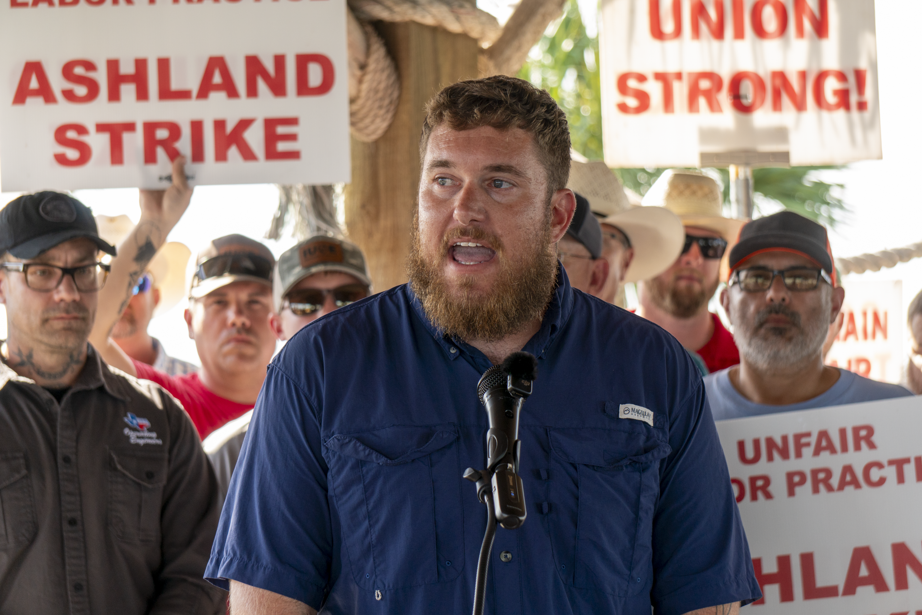 
                                        
                                        Ashland Specialty Chemicals Workers Strike for Safety